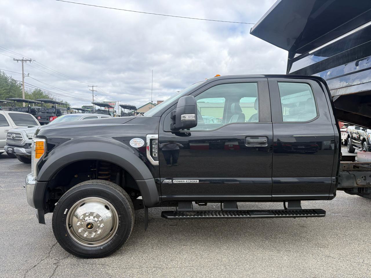 Used 2017 Ford F550 4x4 SuperCab Super Duty image 7