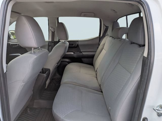 Used 2022 Toyota Tacoma SR5 RWD image 13