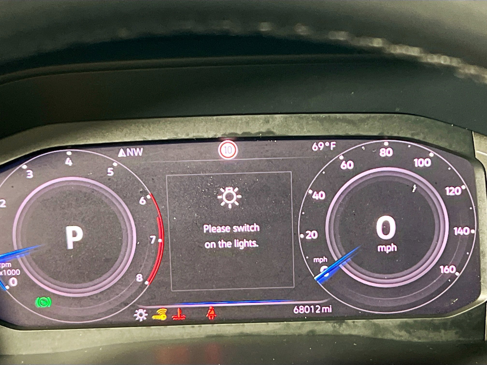 Used 2020 Volkswagen Atlas Cross Sport SEL image 23