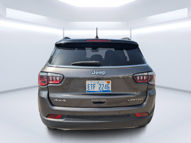 Used 2023 Jeep Compass Limited AWD/4WD image 4