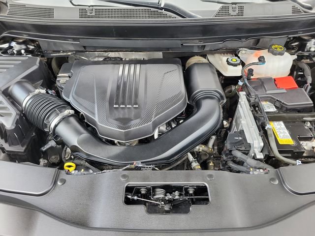 Used 2024 Chevrolet Traverse Z71 w/ Enhanced Driving Package AWD/4WD image 36