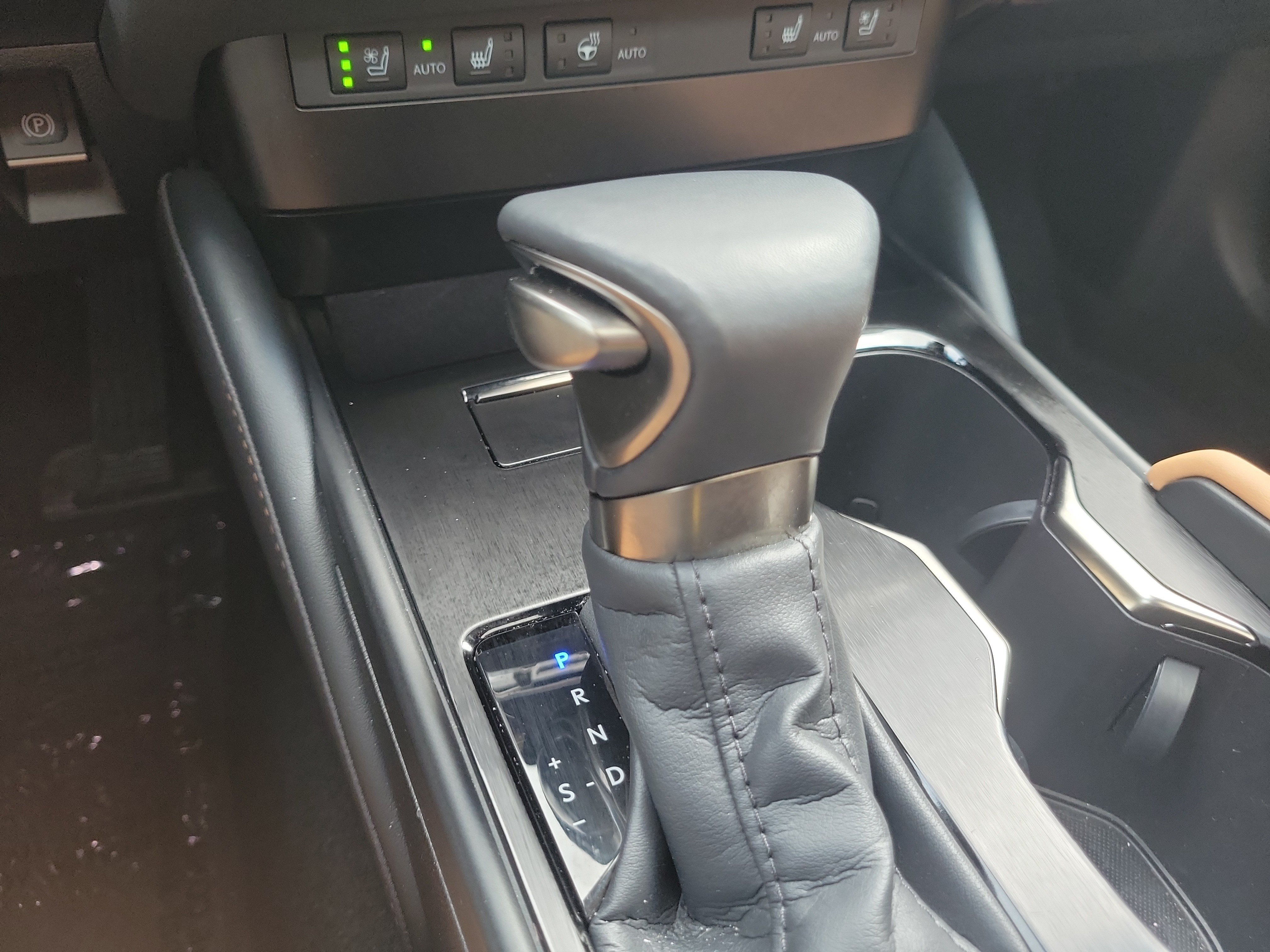 Used 2024 Lexus ES 350 w/ Premium Package FWD image 30
