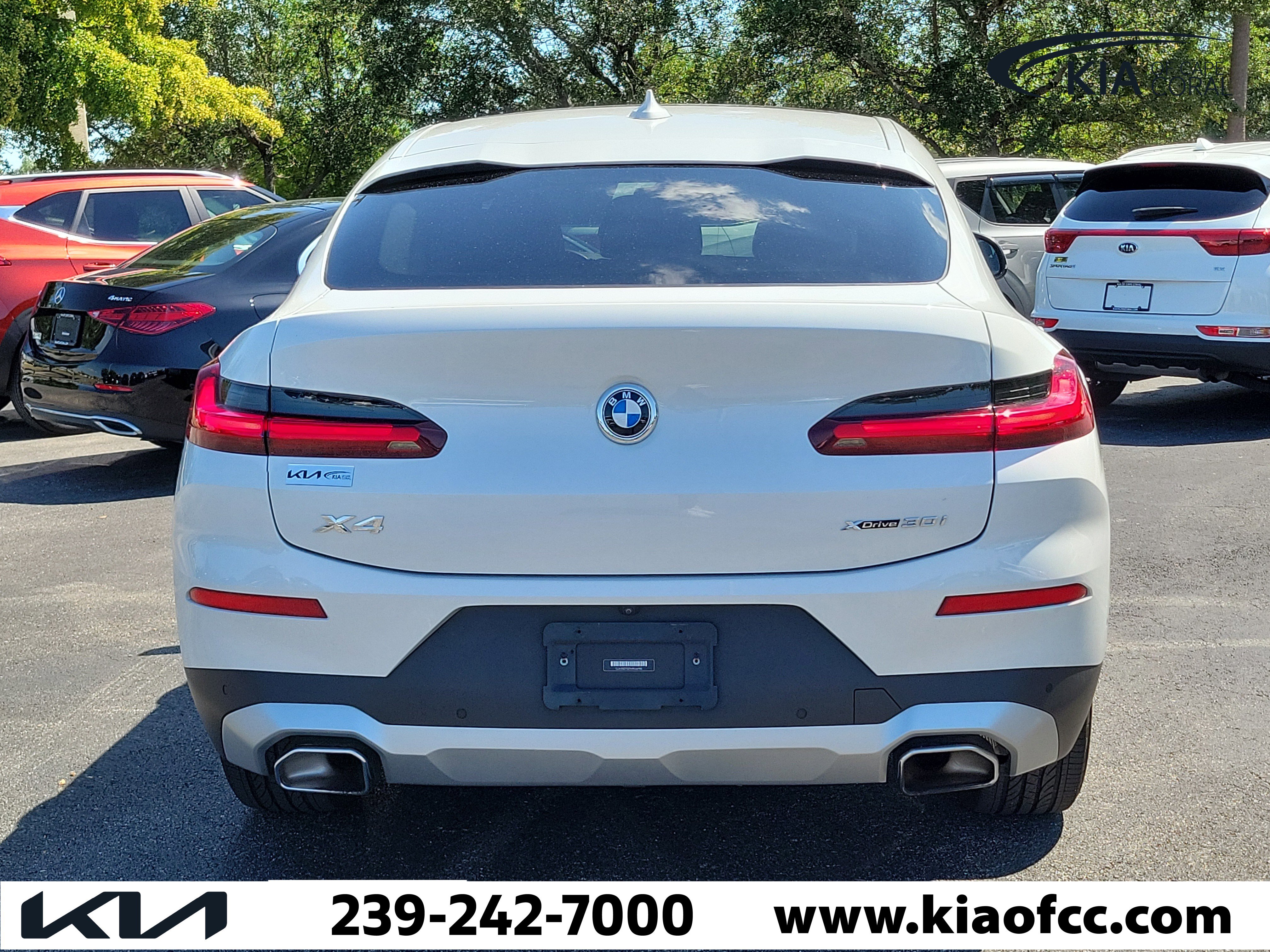 Used 2022 BMW X4 xDrive30i w/ Premium Package 2 AWD/4WD image 6