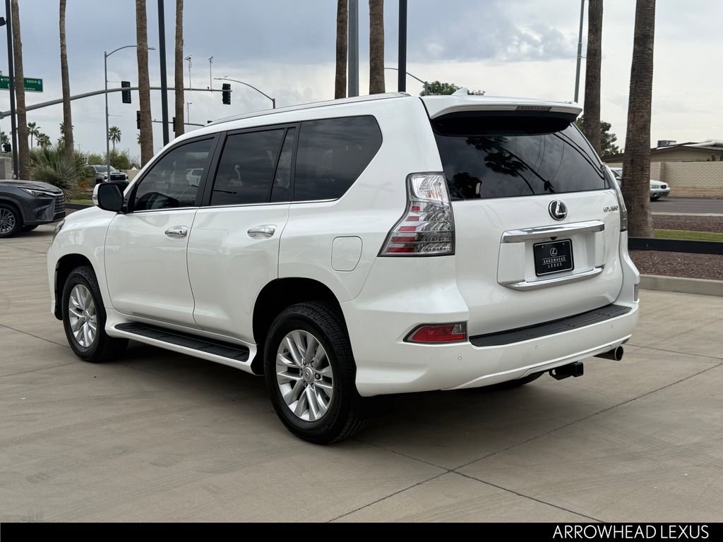Used 2022 Lexus GX 460 Premium w/ Premium Package image 5