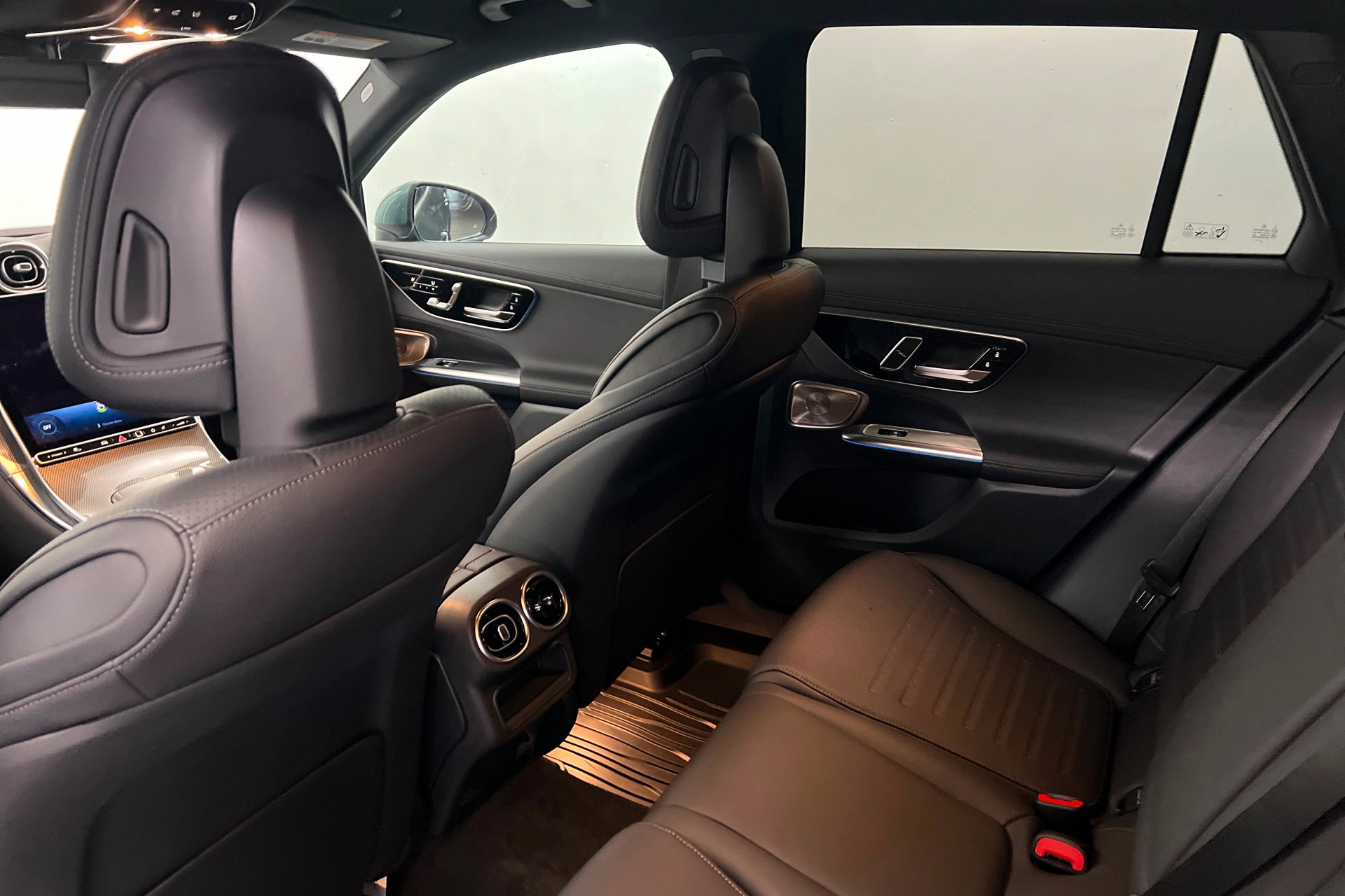 New 2026 Mercedes-Benz GLC 300 4MATIC image 19