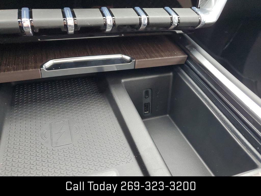 New 2026 GMC Acadia Denali w/ Super Cruise Package image 36