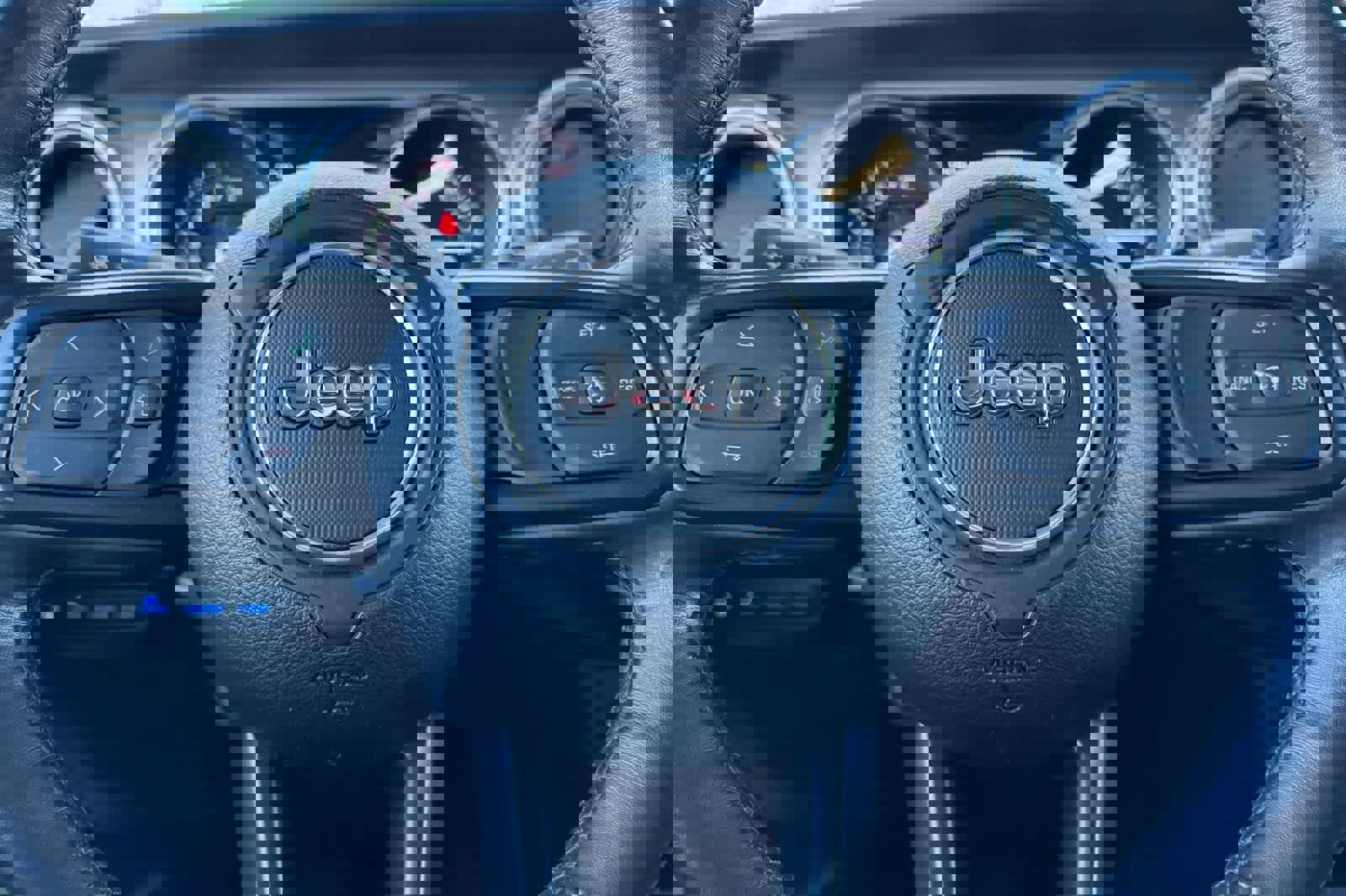 Used 2023 Jeep Wrangler Unlimited w/ Cold Weather Group image 25