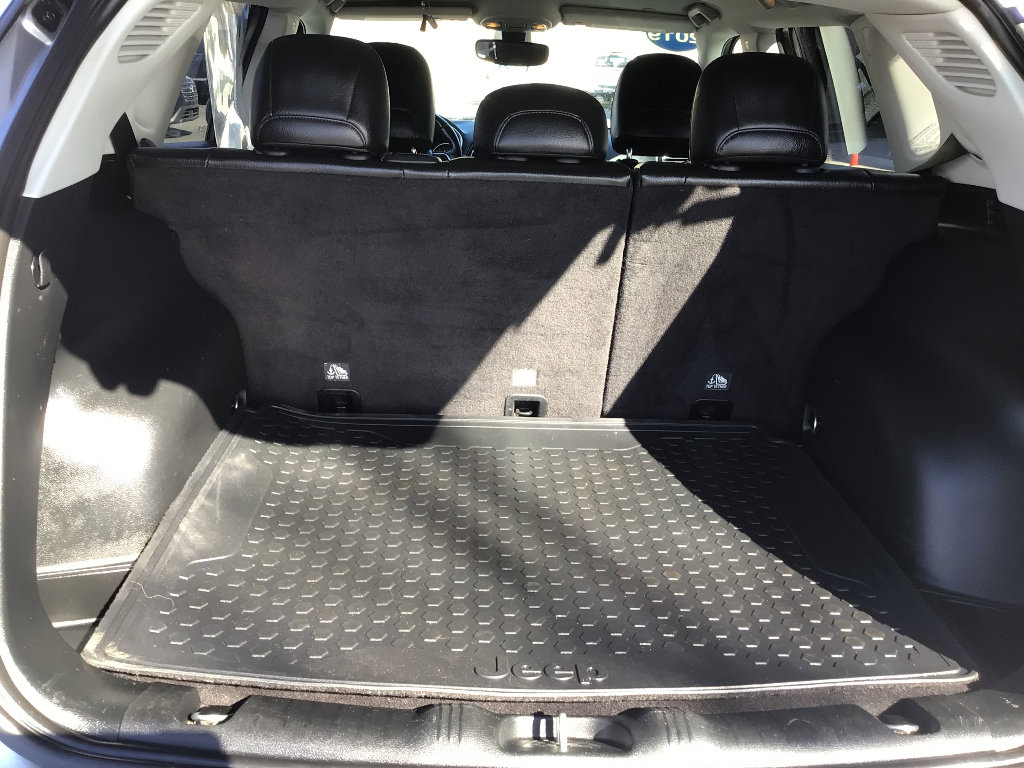 Used 2019 Jeep Compass Altitude image 15