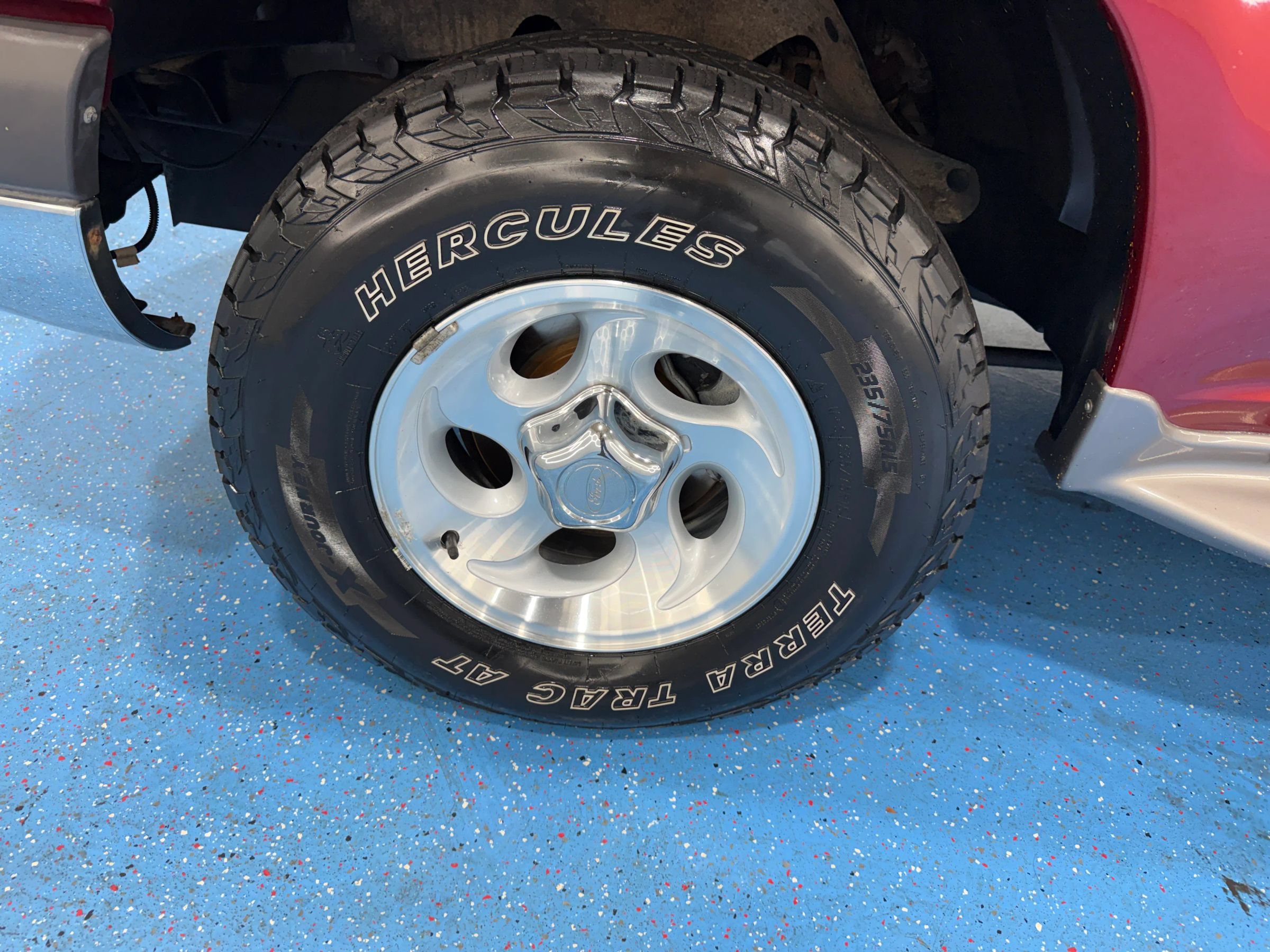 Used 1999 Ford Explorer 4WD 4-Door image 39