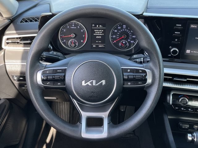 Used 2022 Kia K5 LXS FWD image 11