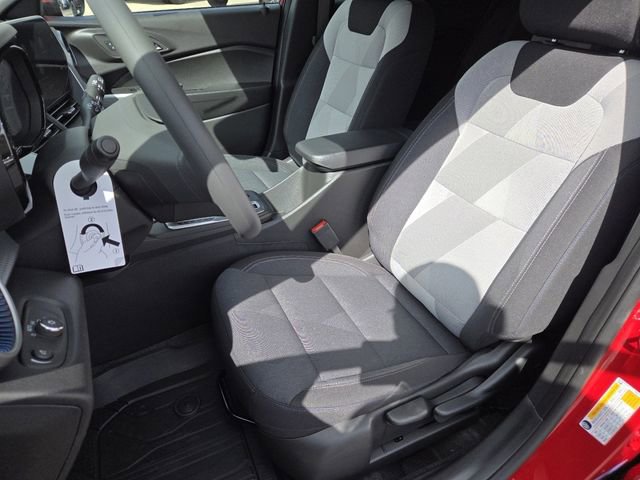 New 2026 Chevrolet Trax LS w/ LS Convenience Package image 30
