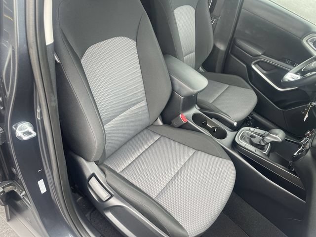 Used 2025 Kia Soul LX w/ LX Technology Package FWD image 40