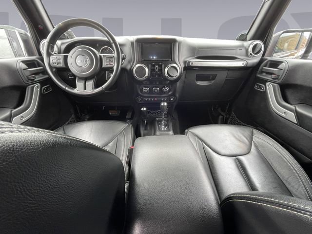 Used 2014 Jeep Wrangler Unlimited Sahara w/ Max Tow Package image 12
