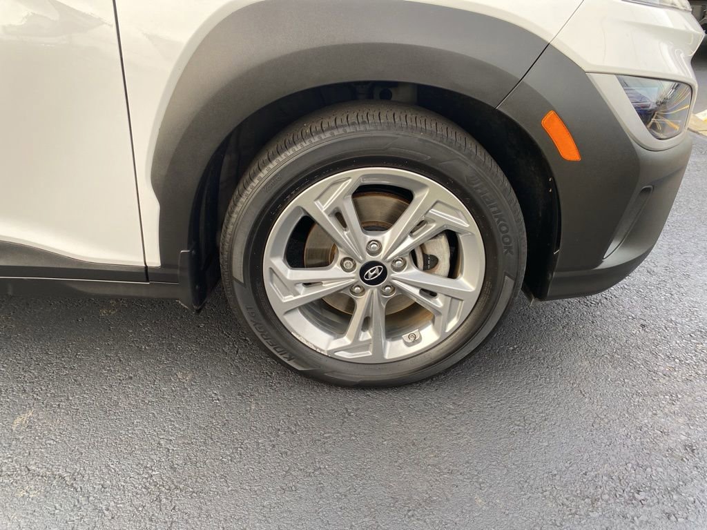 Certified 2023 Hyundai Kona SEL image 9