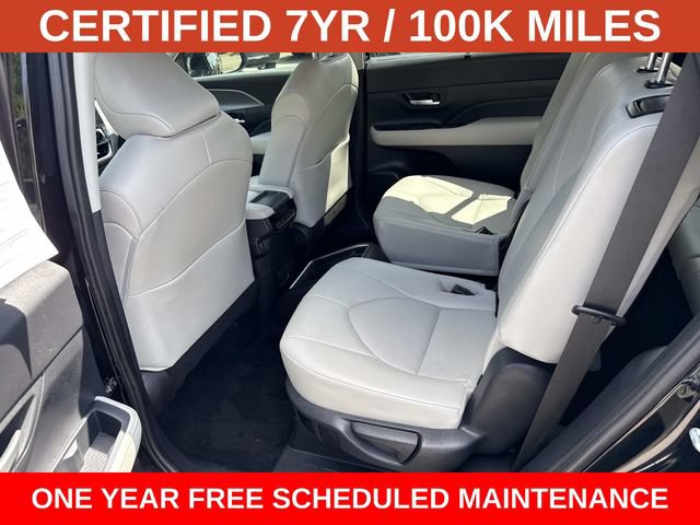 Used 2025 Toyota Grand Highlander FWD image 16