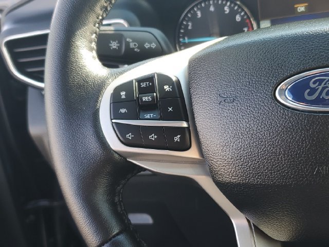 Used 2024 Ford Explorer XLT w/ Equipment Group 202A AWD/4WD image 24