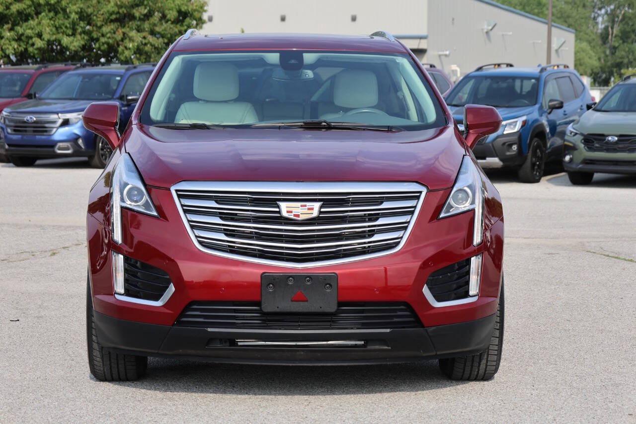 Used 2017 Cadillac XT5 Luxury w/ Driver Awareness Package AWD/4WD image 2