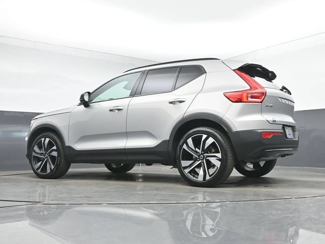 Used 2023 Volvo XC40 B5 Ultimate w/ Protection Package Premier AWD/4WD image 42