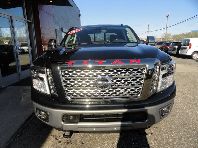 Used 2019 Nissan Titan Platinum Reserve w/ Platinum Utility Package AWD/4WD image 7