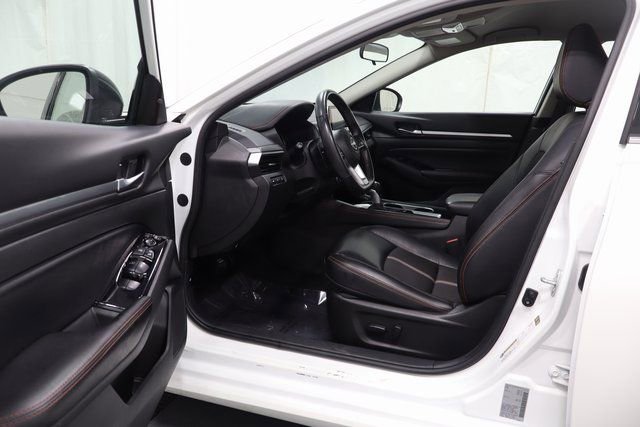 Used 2024 Nissan Altima 2.5 SR image 10