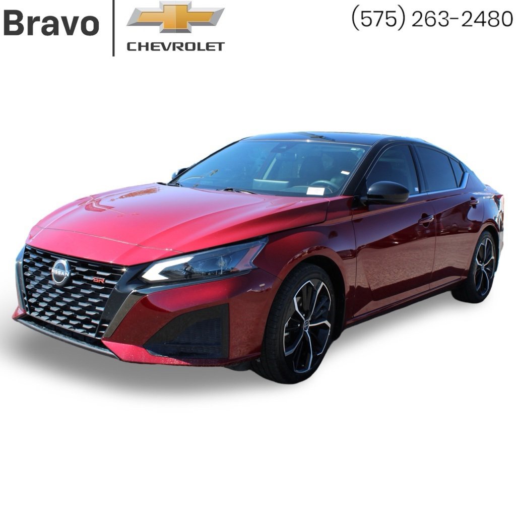 Used 2023 Nissan Altima 2.5 SR w/ SR Premium Package