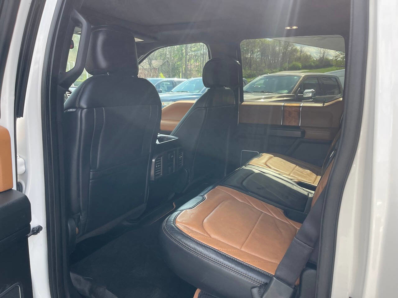 Used 2016 Ford F150 Limited w/ Trailer Tow Package image 26