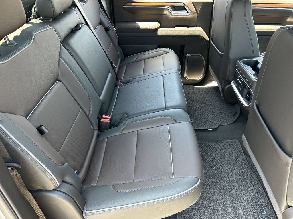 Used 2025 GMC Sierra 1500 Denali w/ Denali Reserve Package AWD/4WD image 27