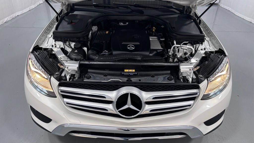 Used 2017 Mercedes-Benz GLC 300 4MATIC image 29