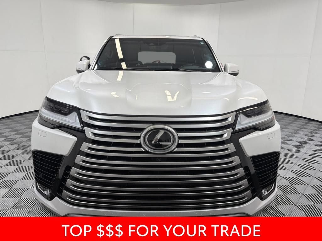 Used 2024 Lexus LX 600 4WD w/ Luxury Package image 2