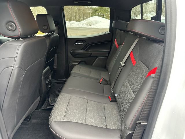 Used 2023 Chevrolet Colorado Z71 w/ Z71 Convenience Package 2 image 15