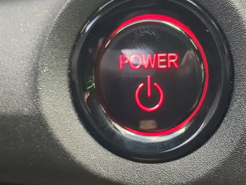 Used 2025 Honda CR-V Sport-L image 28