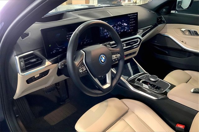 Used 2023 BMW 330e w/ Premium Package image 13
