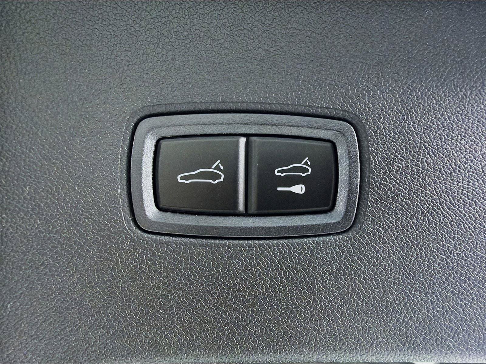 New 2026 Porsche Cayenne E-Hybrid AWD/4WD image 24