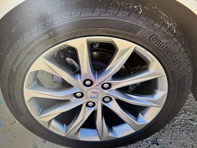 Used 2024 Buick Encore GX Avenir w/ Avenir Technology Package AWD/4WD image 10