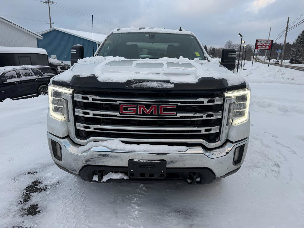 Used 2022 GMC Sierra 2500 SLE w/ SLE Convenience Package image 2