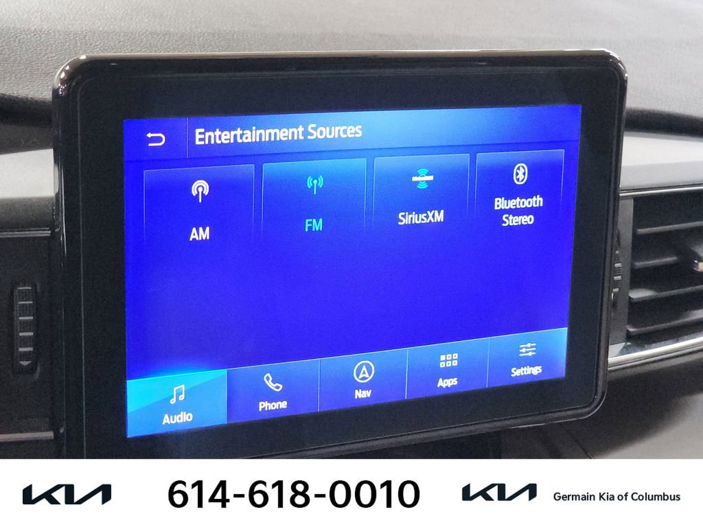 Used 2020 Ford Explorer XLT w/ Equipment Group 202A image 23