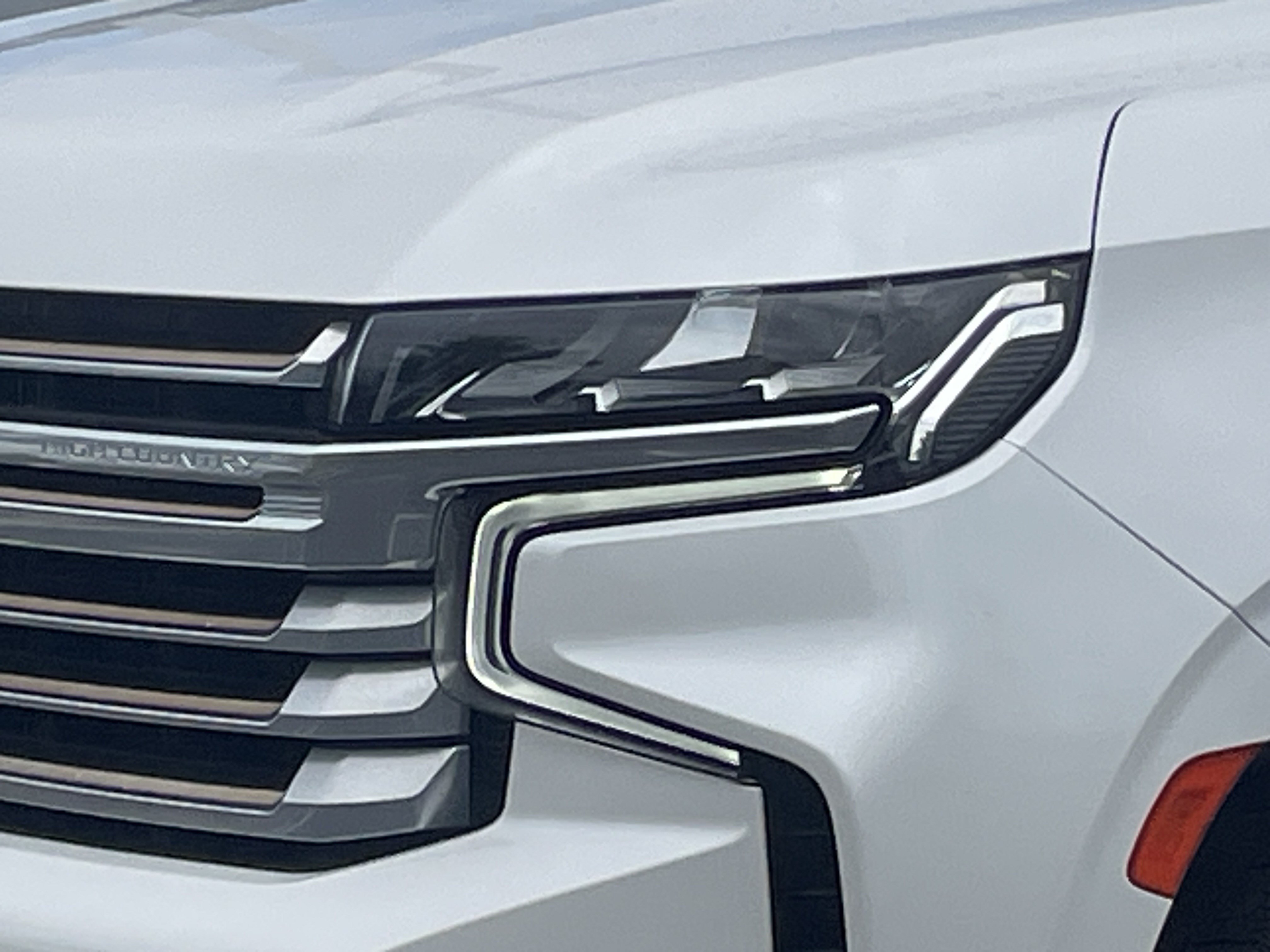 Used 2021 Chevrolet Tahoe High Country w/ Premium Package AWD/4WD image 6
