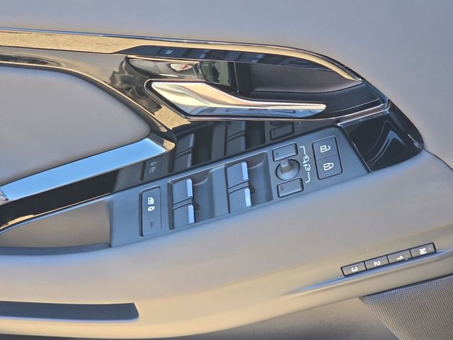 Certified 2025 Land Rover Range Rover Evoque S image 30