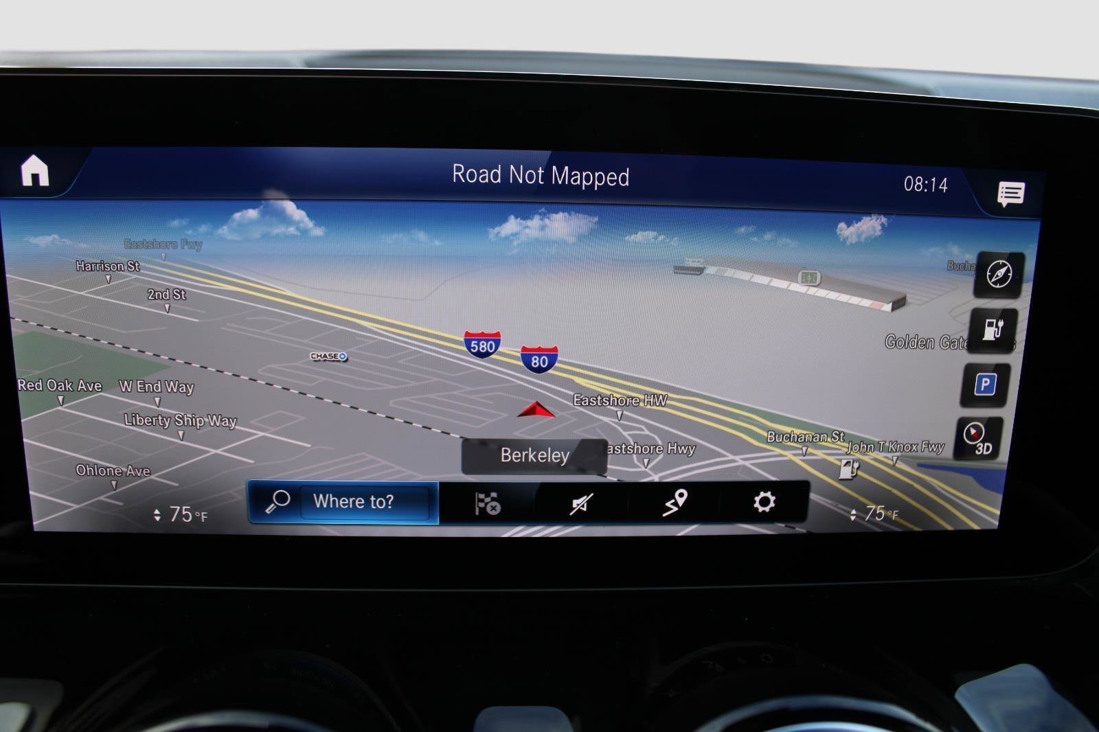 Used 2023 Mercedes-Benz EQB 300 4MATIC image 18