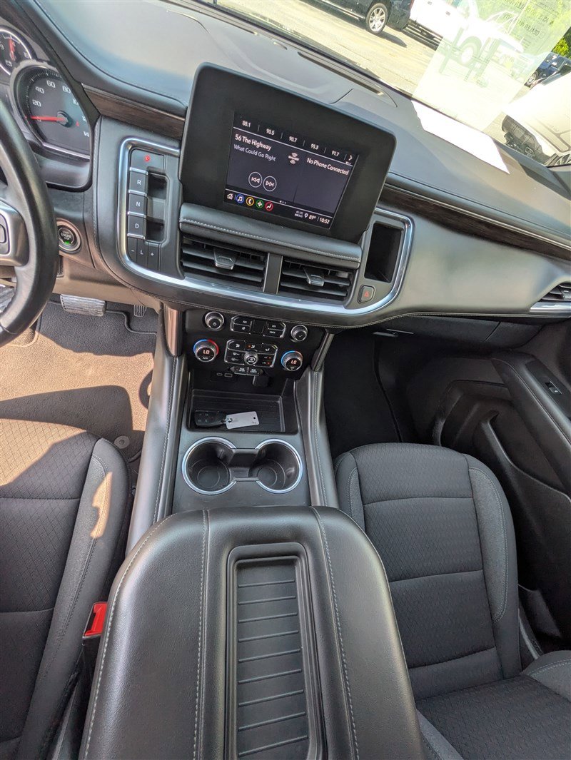 Used 2023 Chevrolet Suburban LS image 25