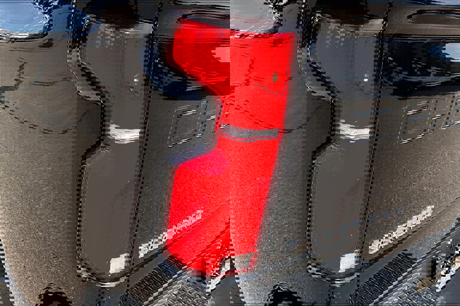 Used 2024 Chevrolet Silverado 3500 High Country w/ Technology Package image 24