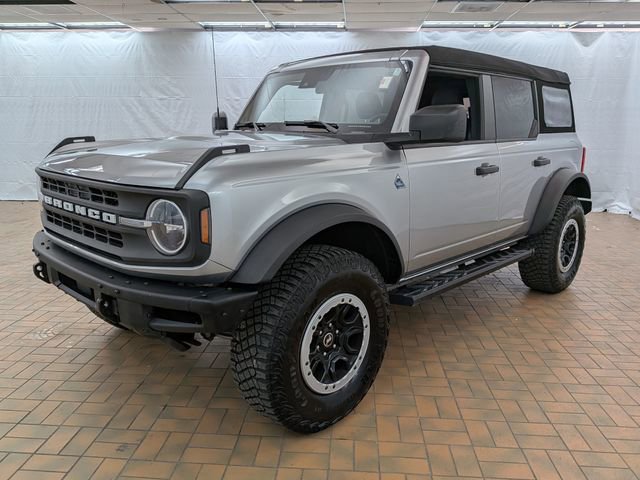 Certified 2024 Ford Bronco Black Diamond w/ Sasquatch Package image 3