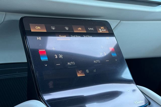 New 2026 Cadillac Vistiq Sport w/ LPO, Floor Liner Package image 22