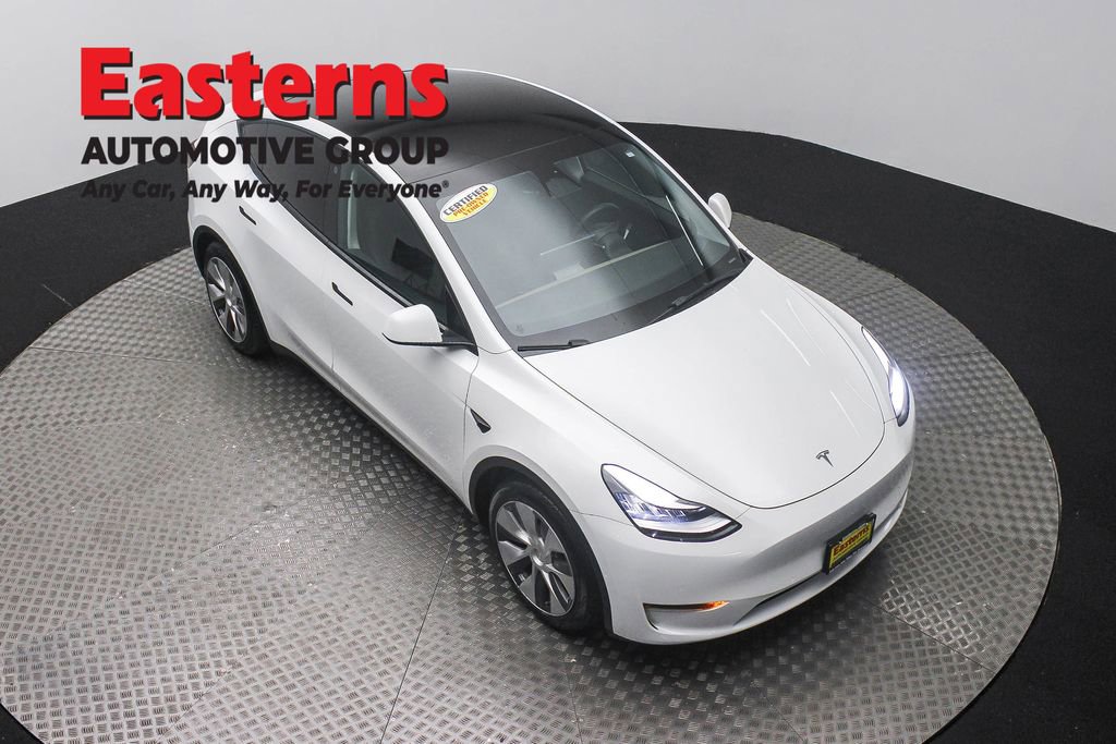 Used 2022 Tesla Model Y Long Range AWD/4WD image 3