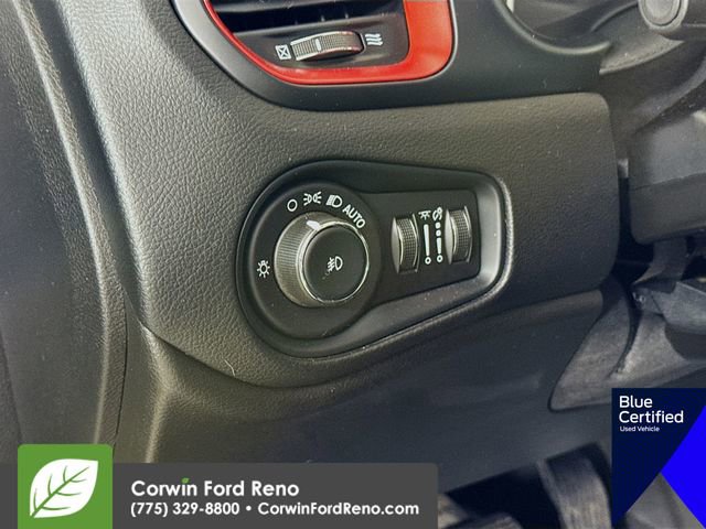 Used 2021 Jeep Renegade Trailhawk w/ Sun & Sound Group AWD/4WD image 14