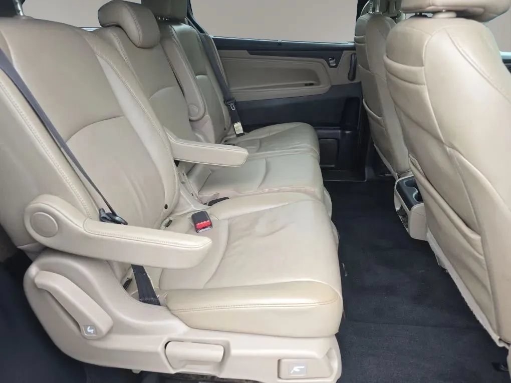 Used 2019 Honda Odyssey EX-L image 13