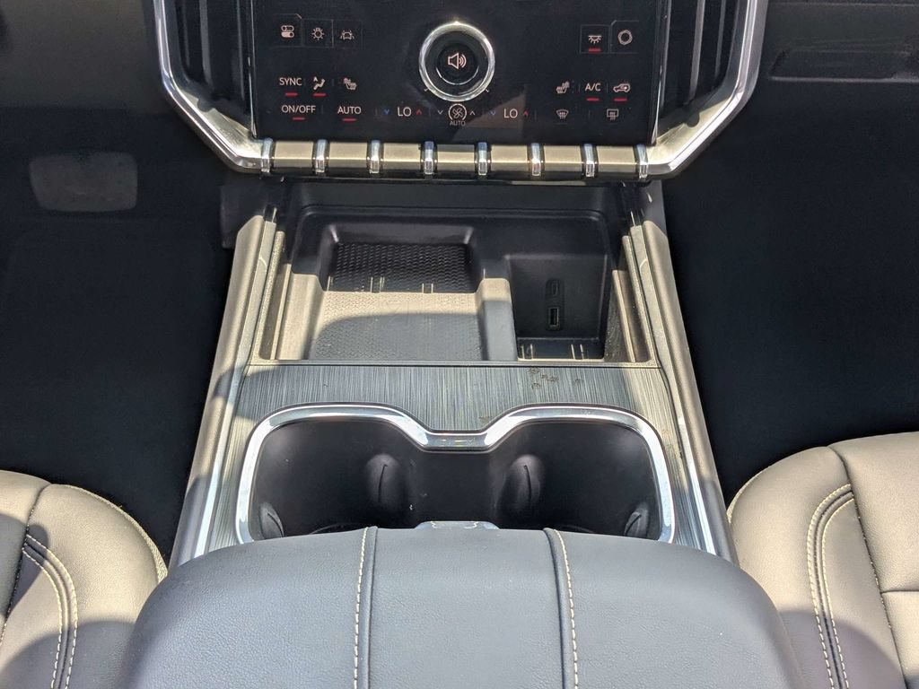 Used 2026 GMC Acadia Elevation w/ Elevation Premium Package FWD image 24