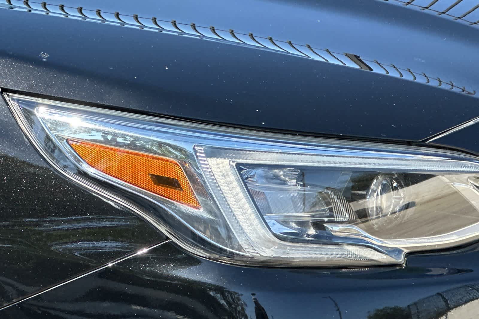 Used 2021 Subaru Outback Touring w/ Popular Package #2 AWD/4WD image 35
