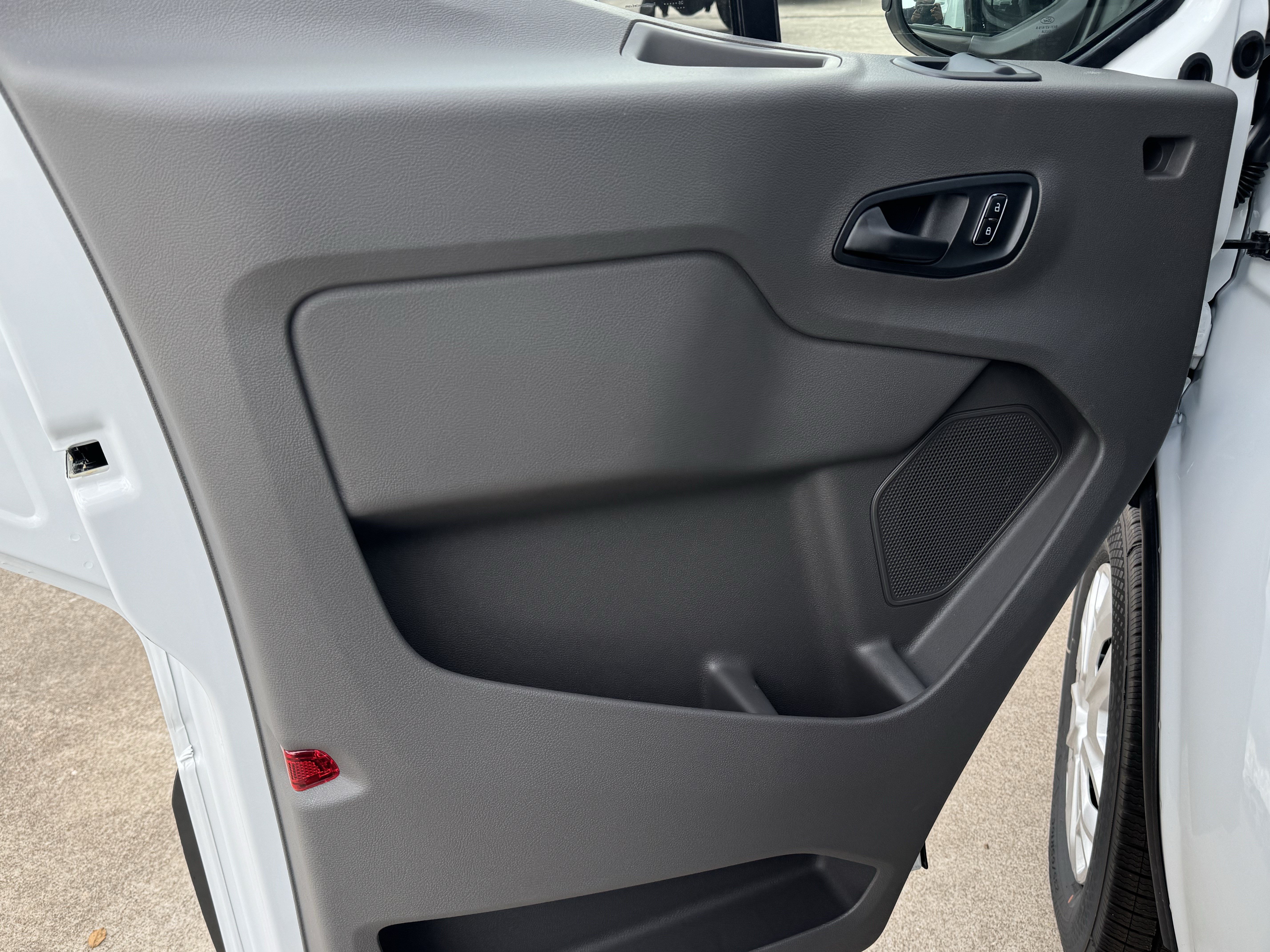 New 2027 Ford Transit 150 148 Medium Roof w/ Exterior Upgrade Package RWD image 10