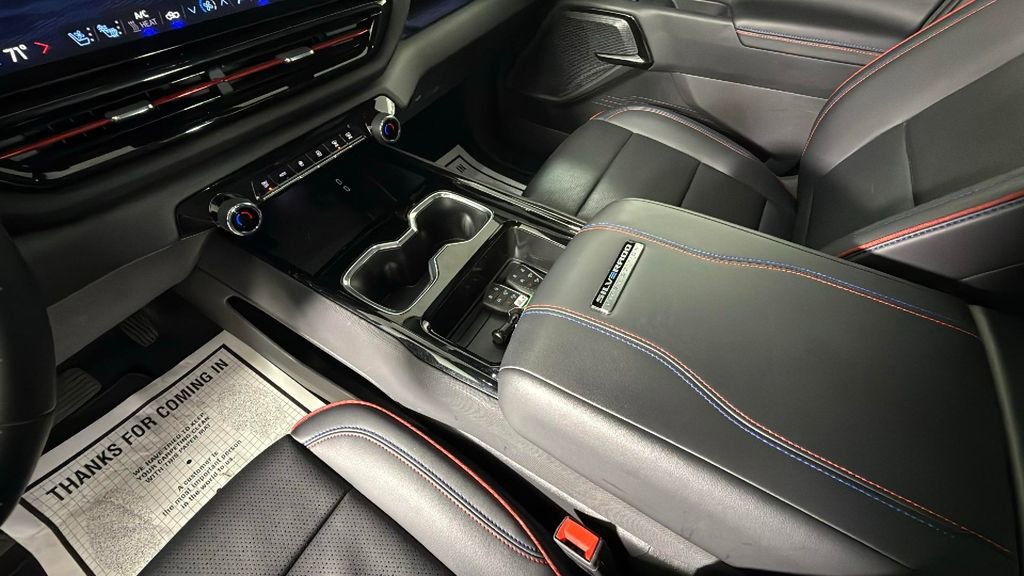 Certified 2024 Chevrolet Silverado EV RST image 24